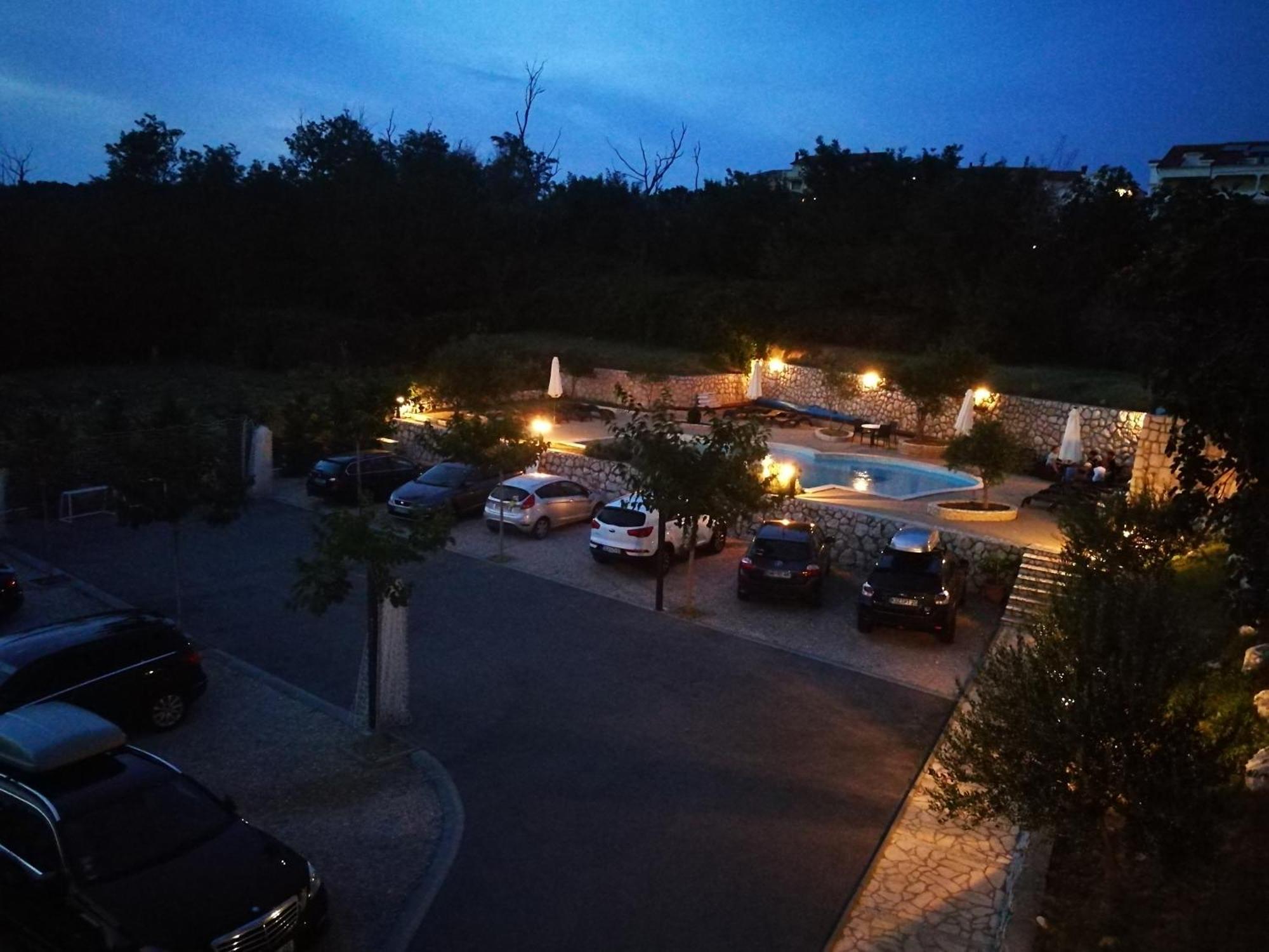 Apartmani Simon Lopar Exterior foto